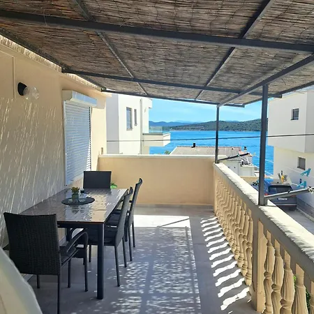 Apartment Ana